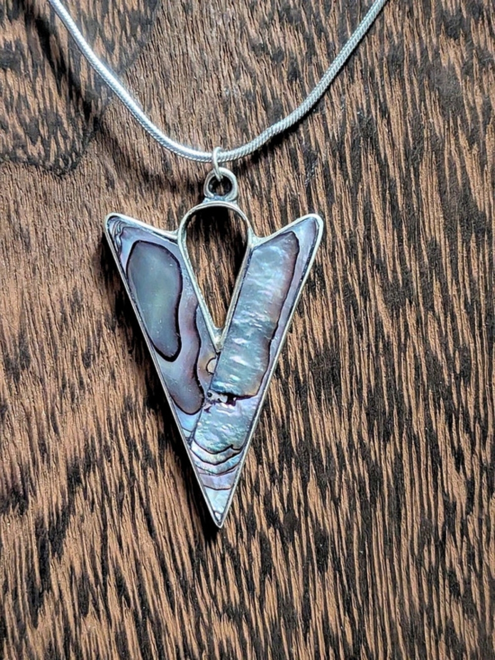 Vintage ALPACA MEXICO Geometric V Pendant Abalone Shell Necklace